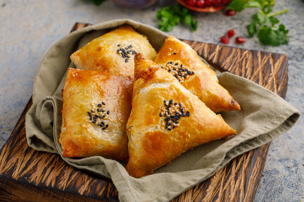 Samsa with chicken