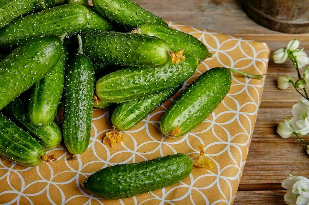 Short-cucumbers 1 kg