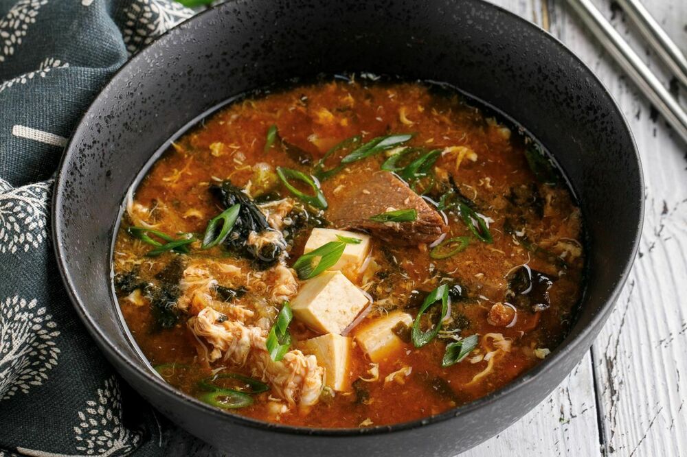 Spicy kimchi soup with veal