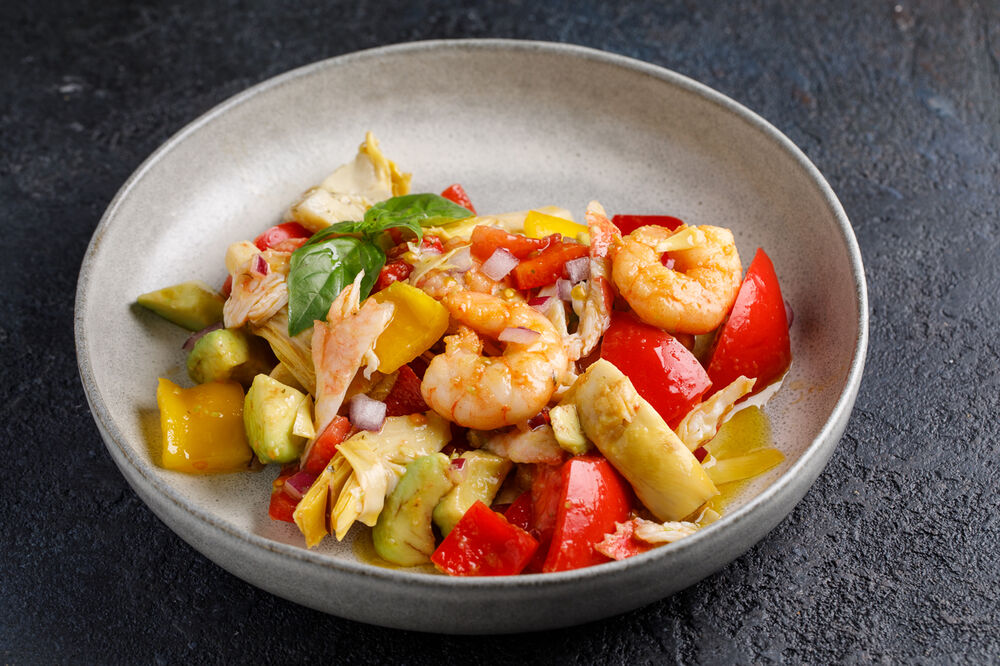 Shrimp and artichoke salad