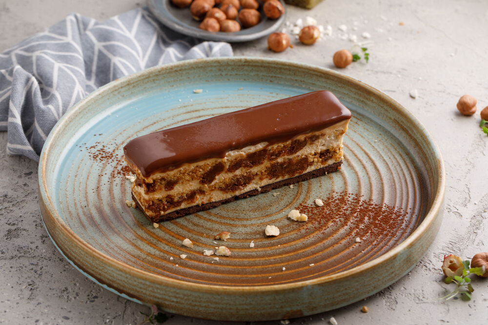 Hazelnut cake