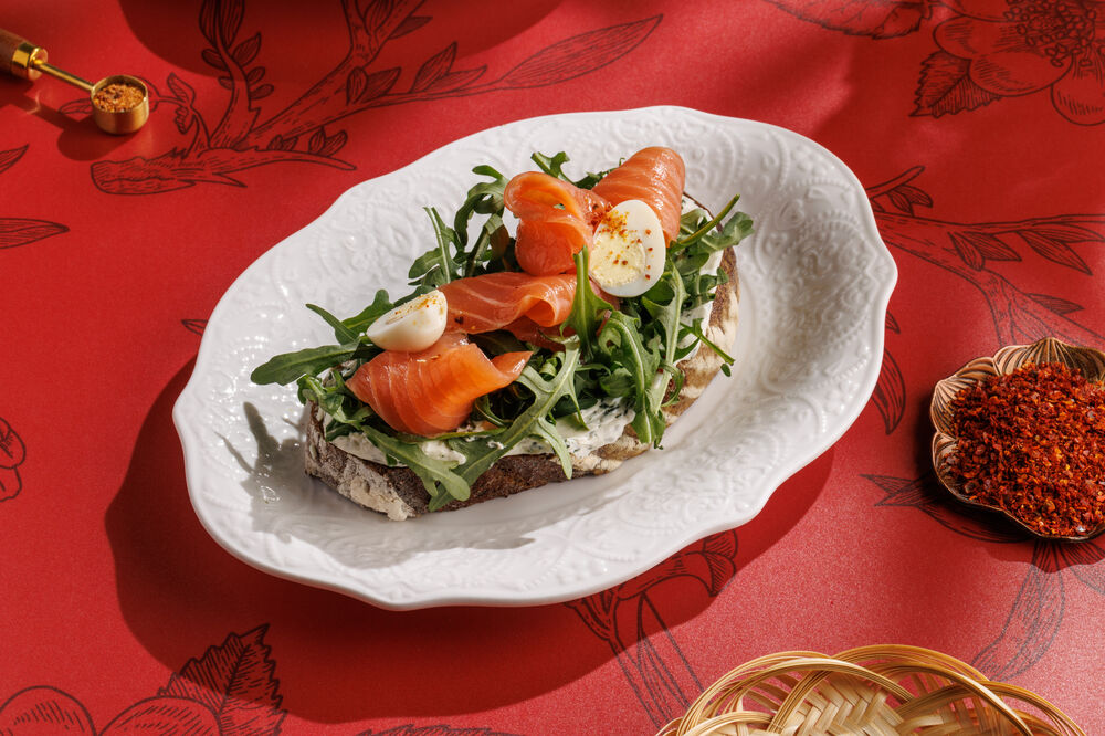 Bruschetta with salmon