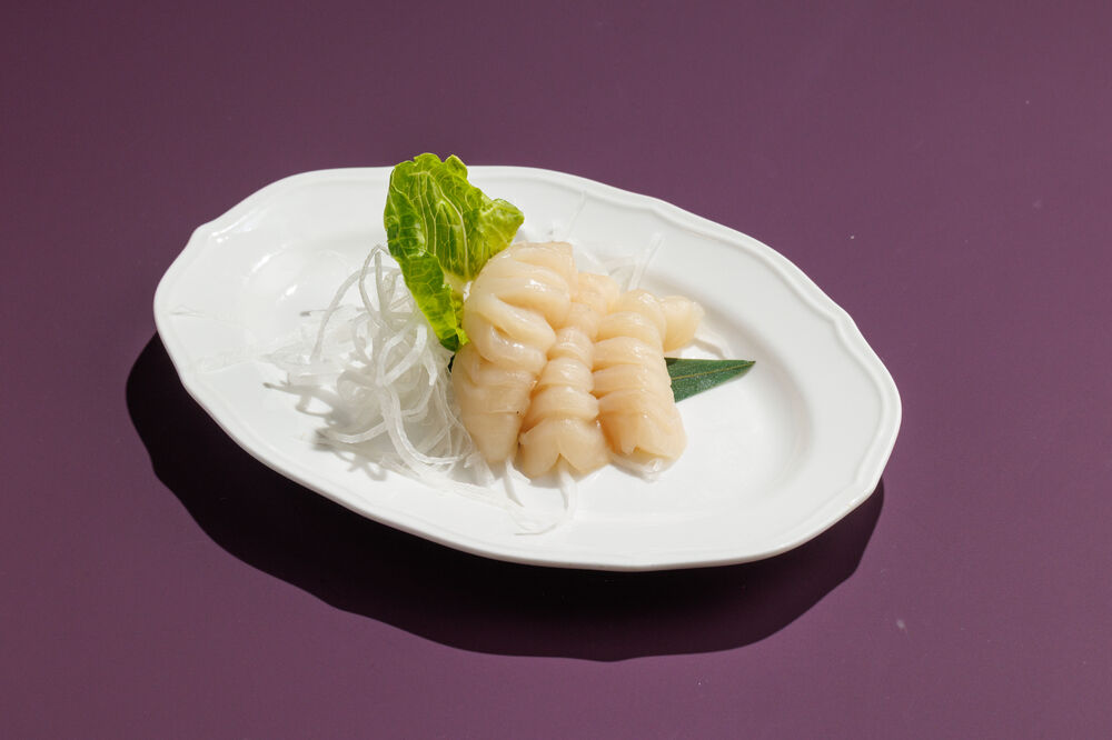 Sashimi scallop