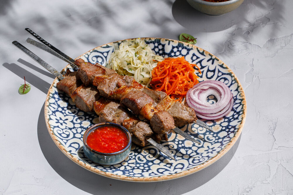 Uzbek lamb shish-kebab