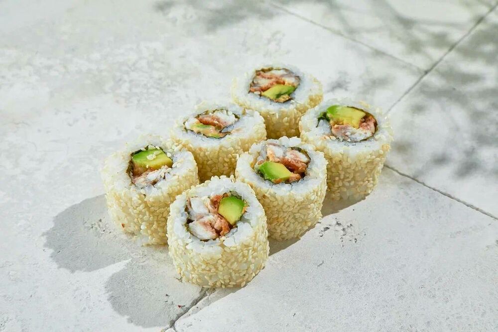 Hot roll with eel