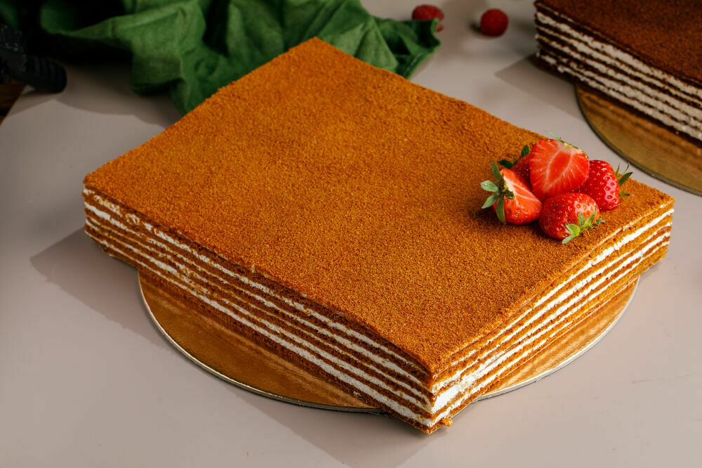 Honey cake 1 kg