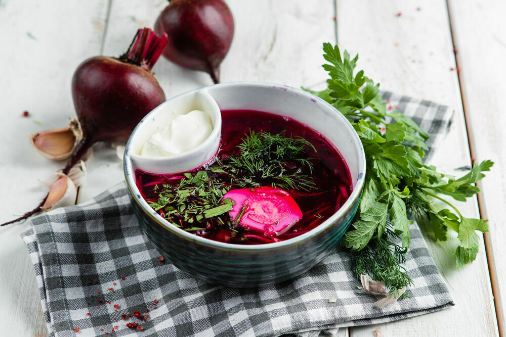 Cold beetroot soup with veal roast