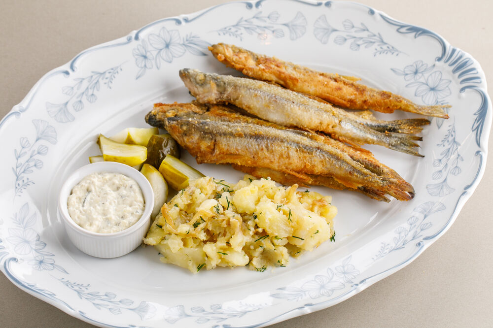 Home-fried Baltic smelt