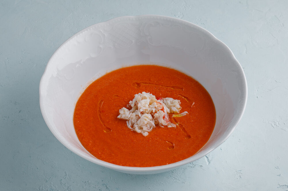 Real Andalusian gazpacho with shrimp