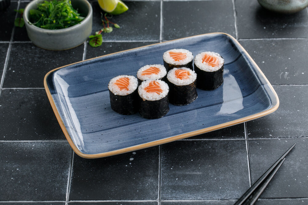 Roll with salmon
