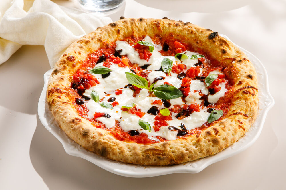 Pizza with Stracciatella cheese