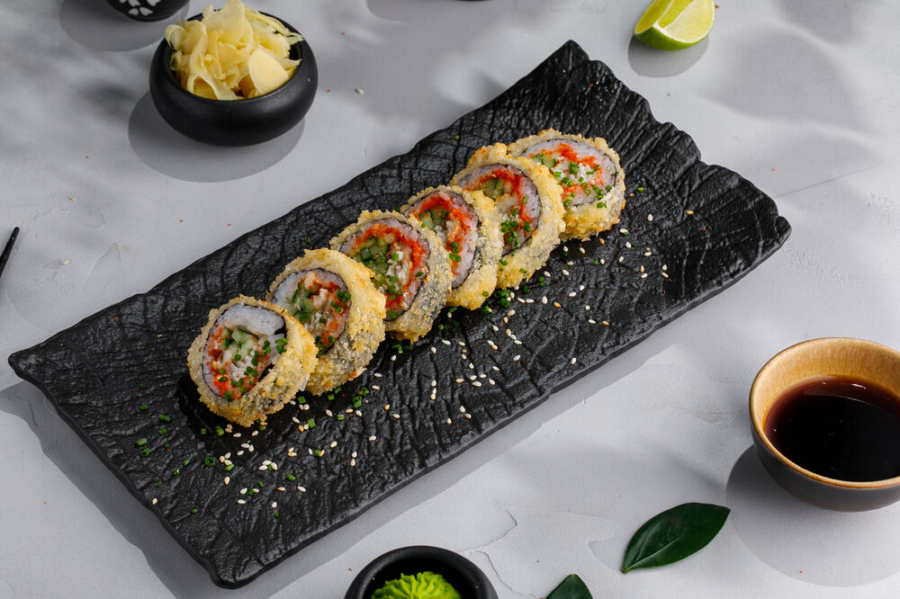 Roll in tempura with eel
