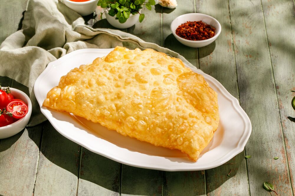 Чебурек с бараниной