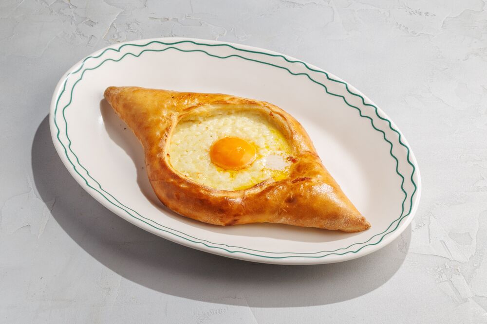 Adjarian khachapuri