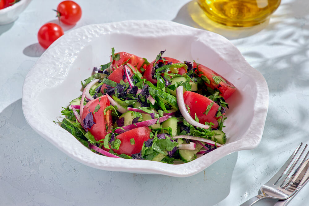 Vegetable salad with spices a la georgia