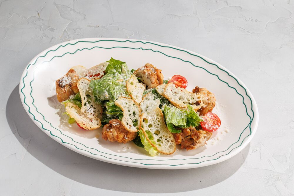 Caesar salad with chicken