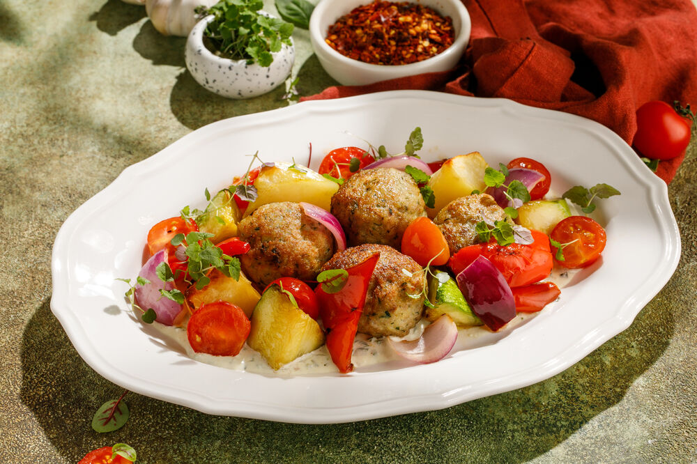 Котлеты из индейки с овощами