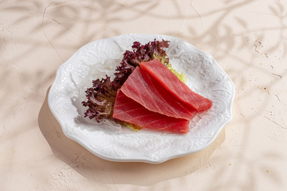 Tuna sashimi