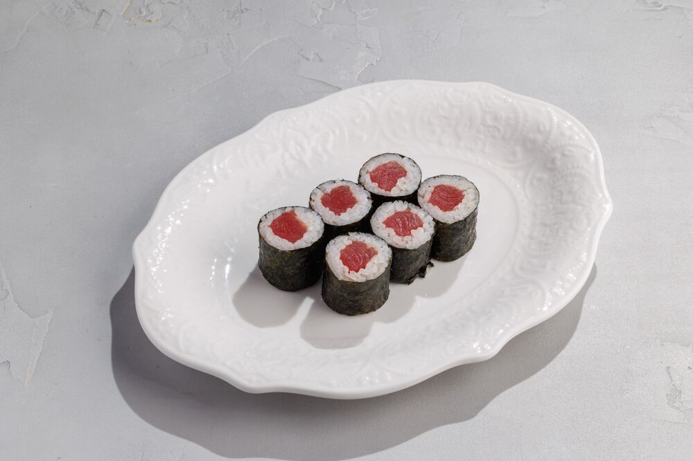 Roll with tuna