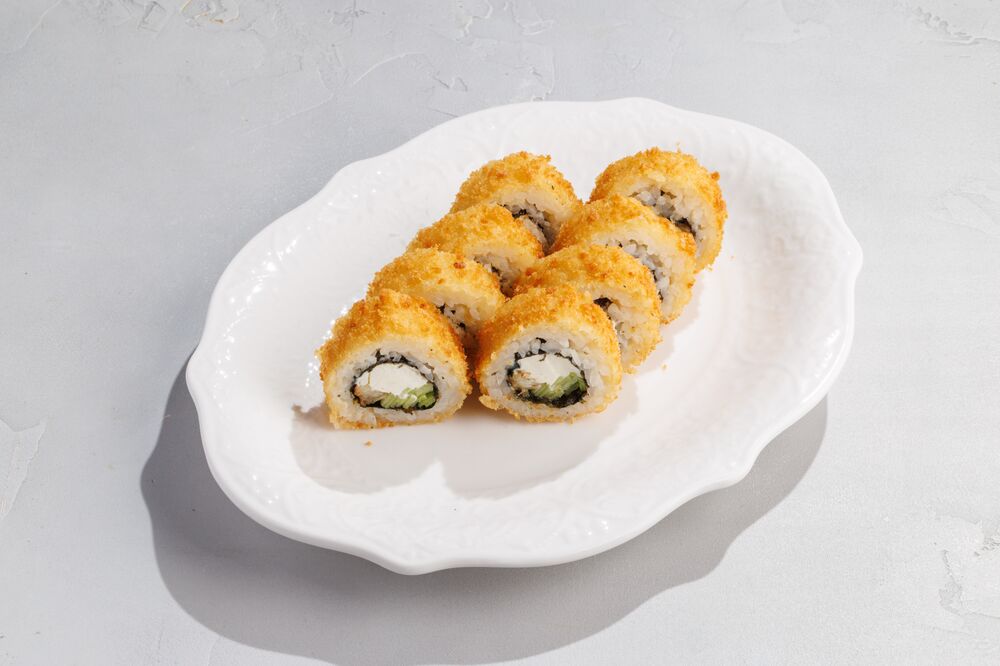 Tempura roll with eel