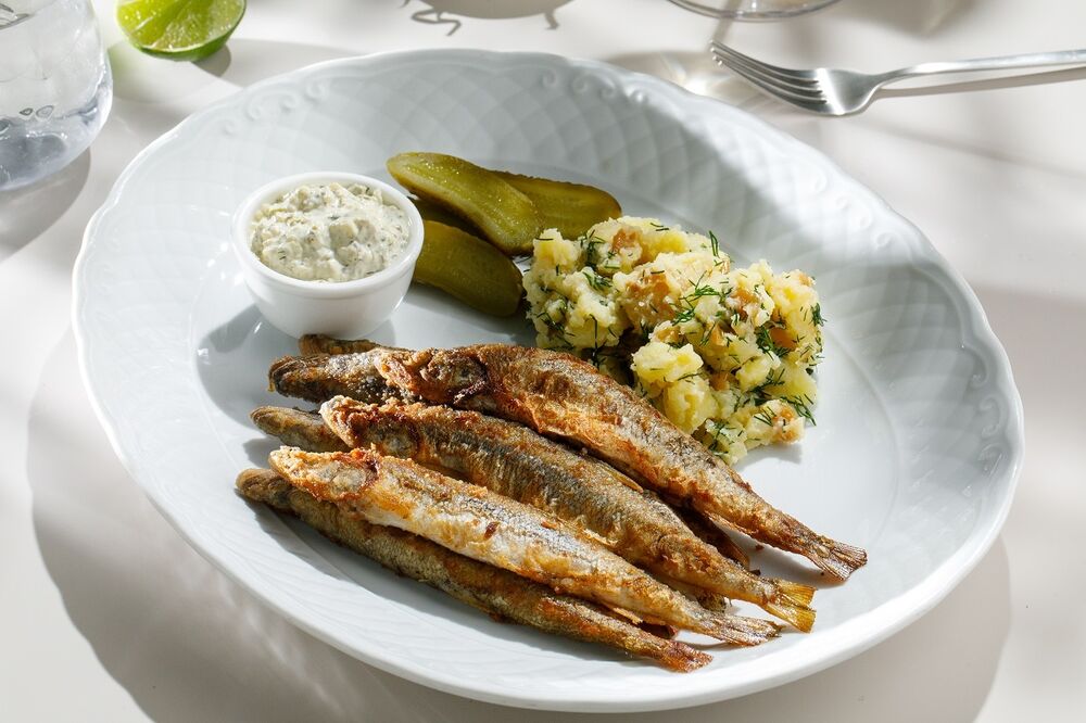 Homemade roasted baltic smelt