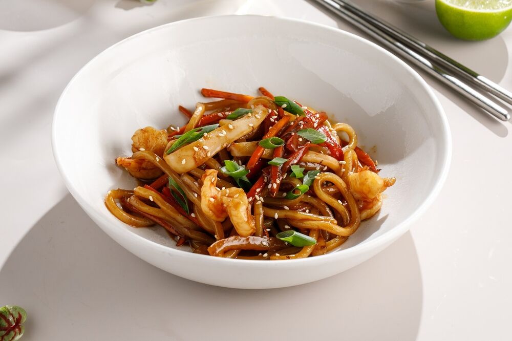 Удон с морепродуктами