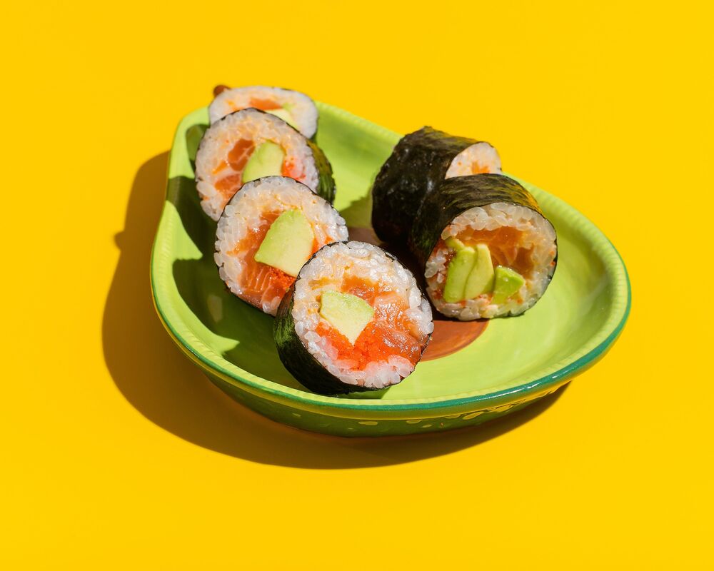 Roll with spicy salmon and avocado