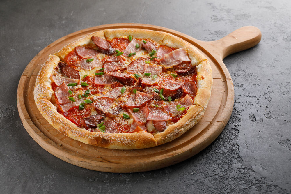  Meat pizza