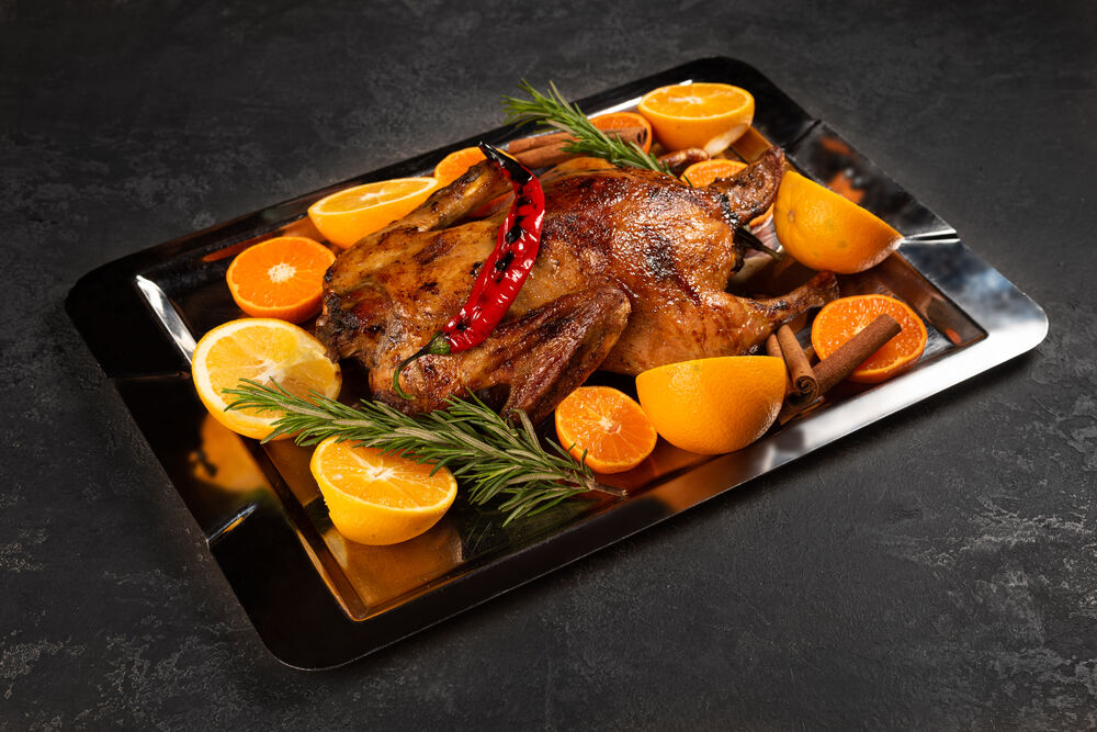 Duck with apples and sauerkraut