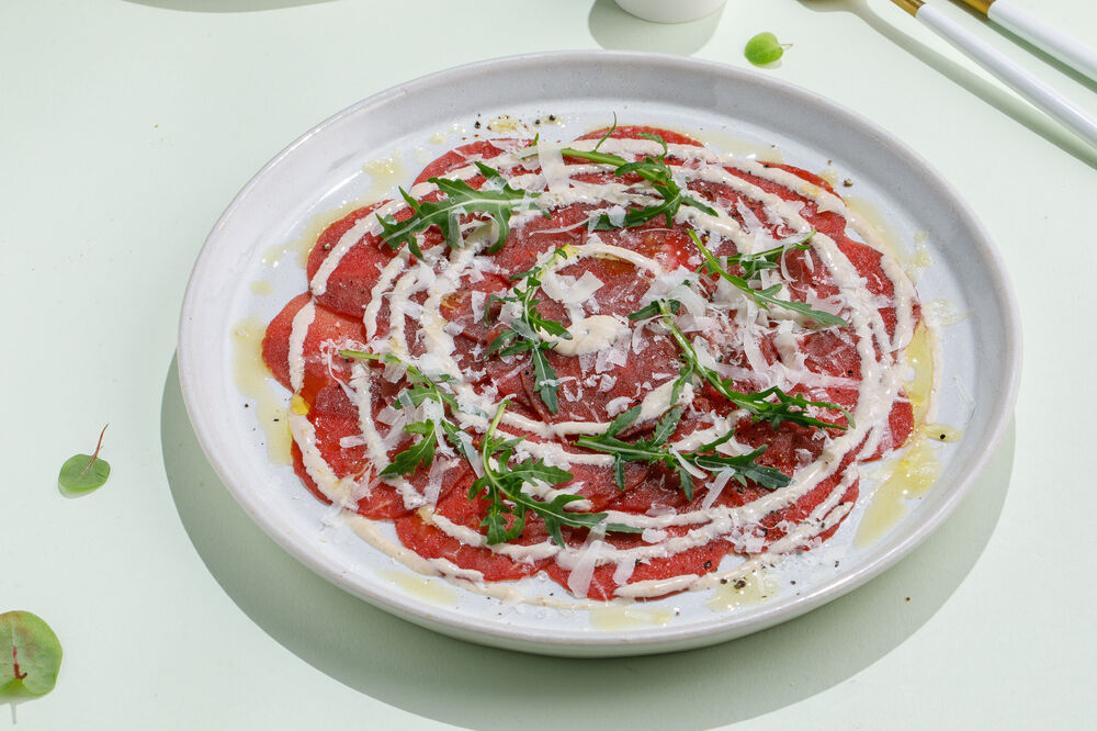 Beef carpaccio with truffle sauce