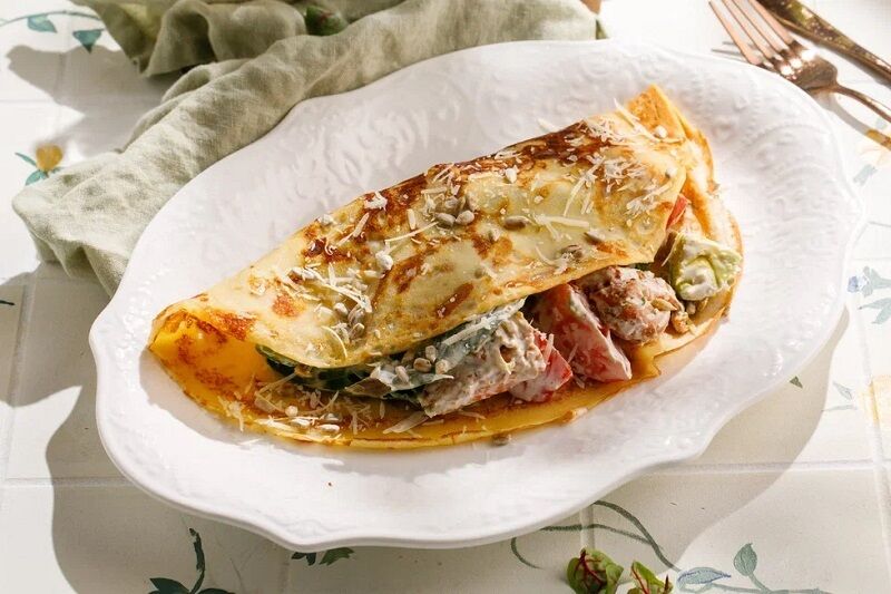 Крепы по-грузински с куриным бедром
