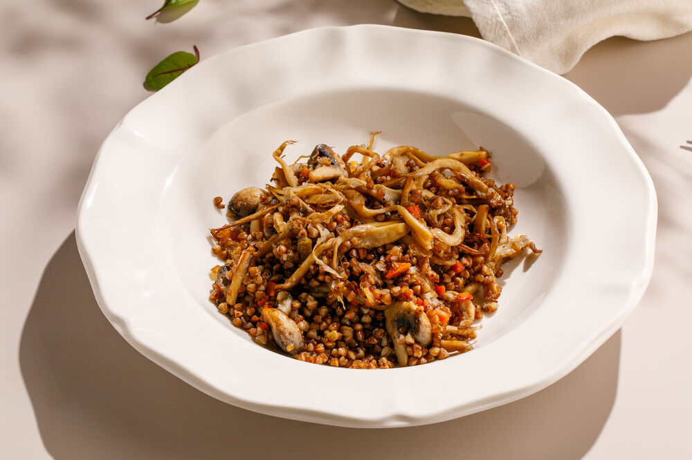  Buckwheat with lean mushrooms