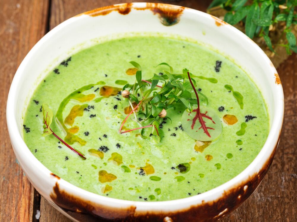 Vegetable cream-soup with broccoli