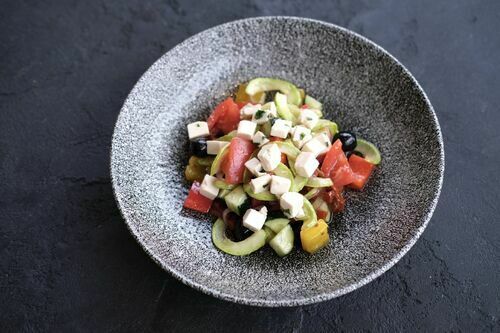 Fresh vegetable salad with Tofu