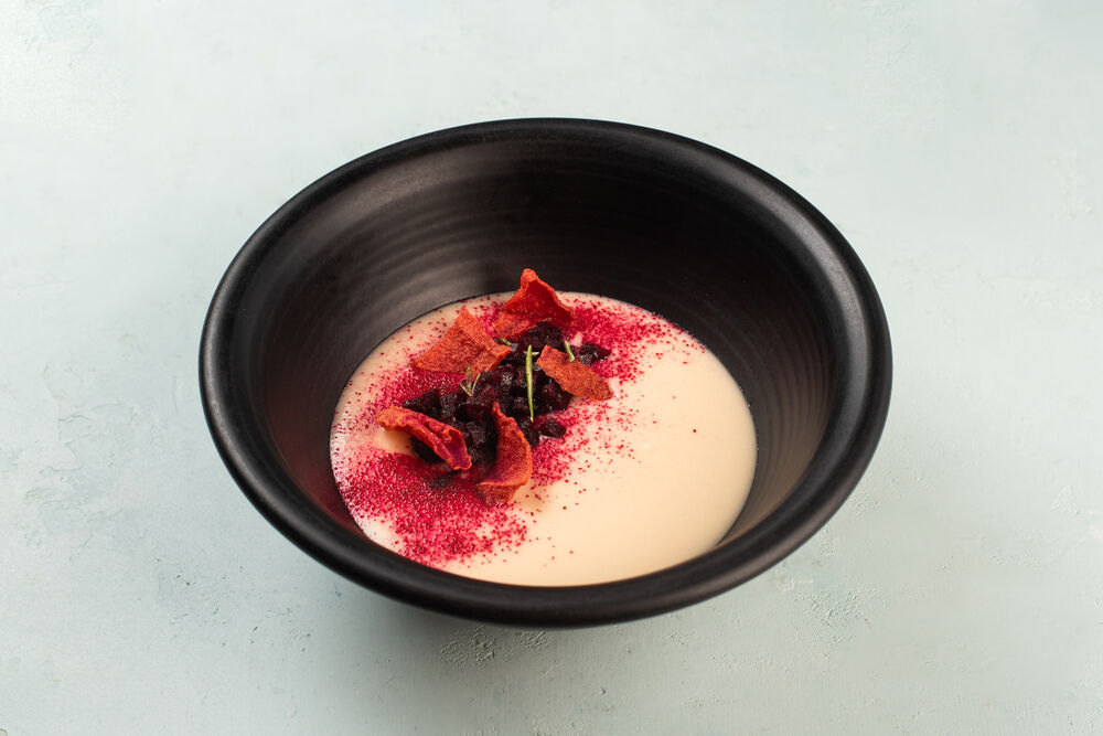 Cream of white bean soup and roasted beetroot tartare