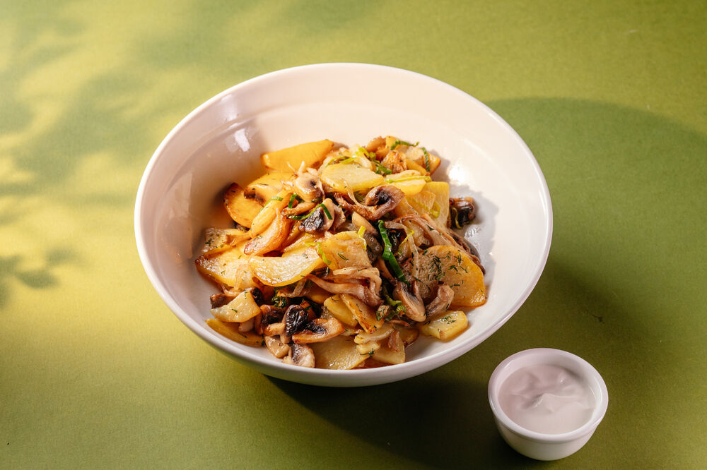 Картофель жареный с грибами