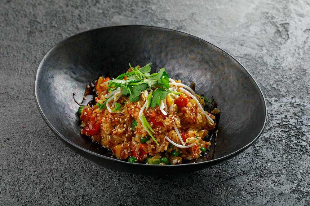 Rice with vegetables and teriyaki
