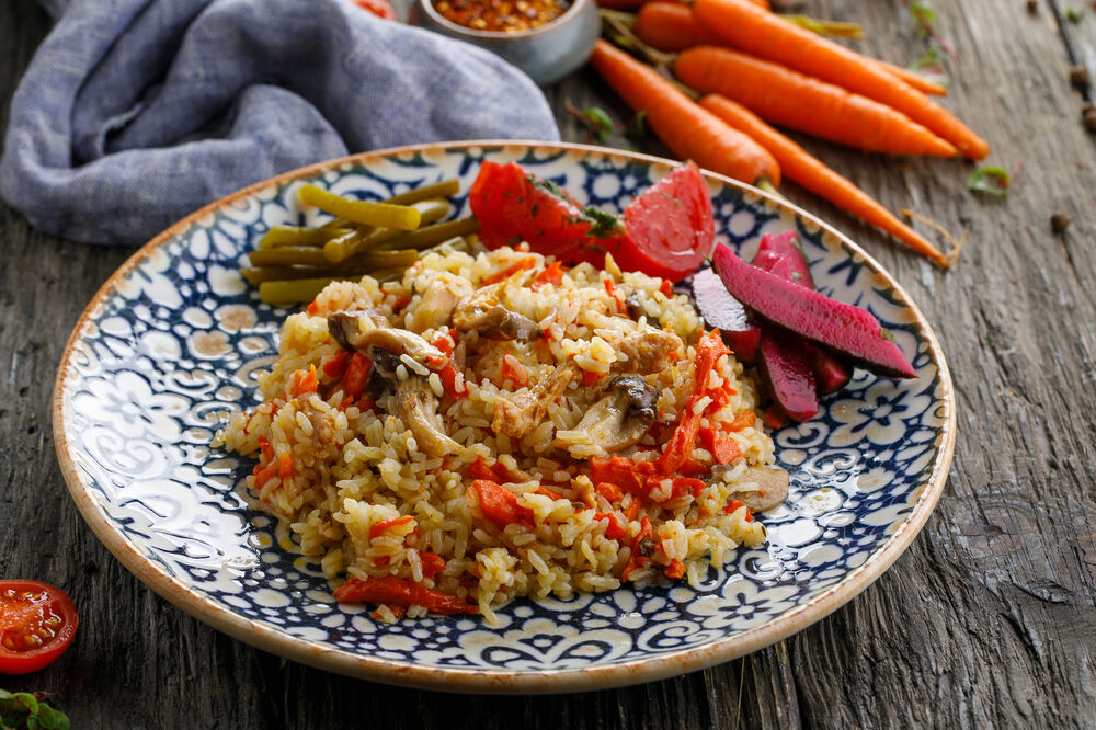 Lean pilaf with pickles