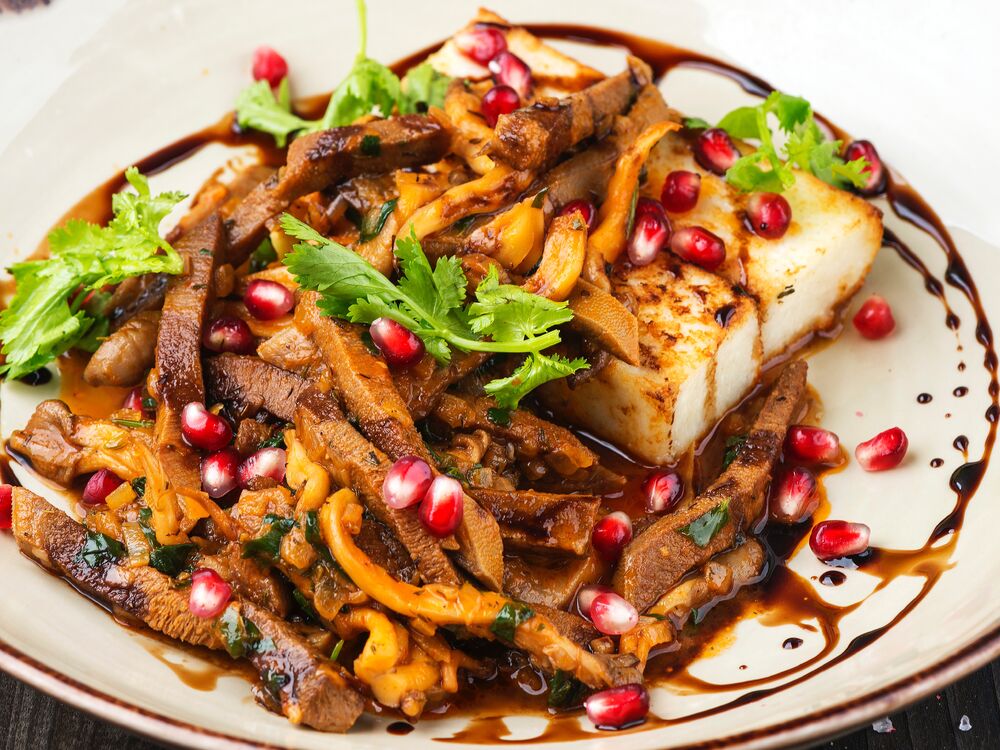 Beef tongue with fride elardgi