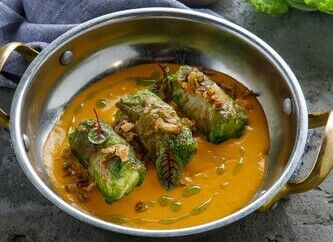 Cabbage rolls with shrimps