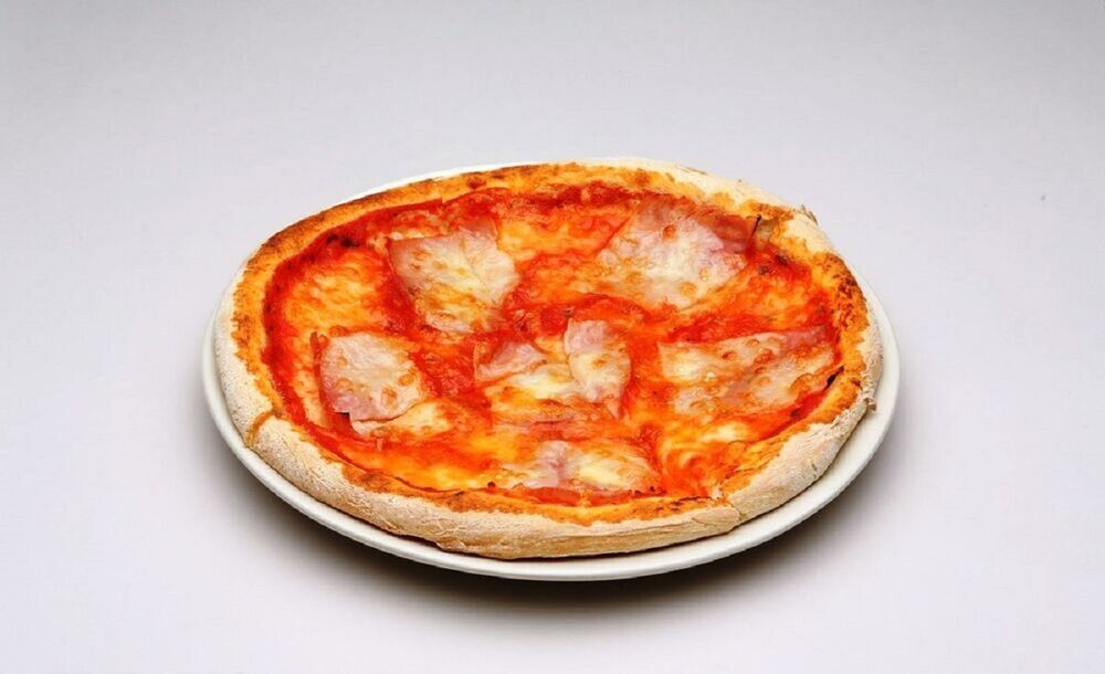 Детская пицца с ветчиной и сыром