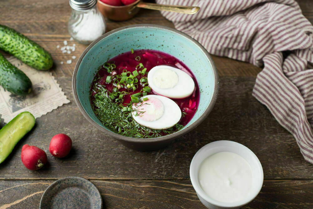 Beetroot soup with beef