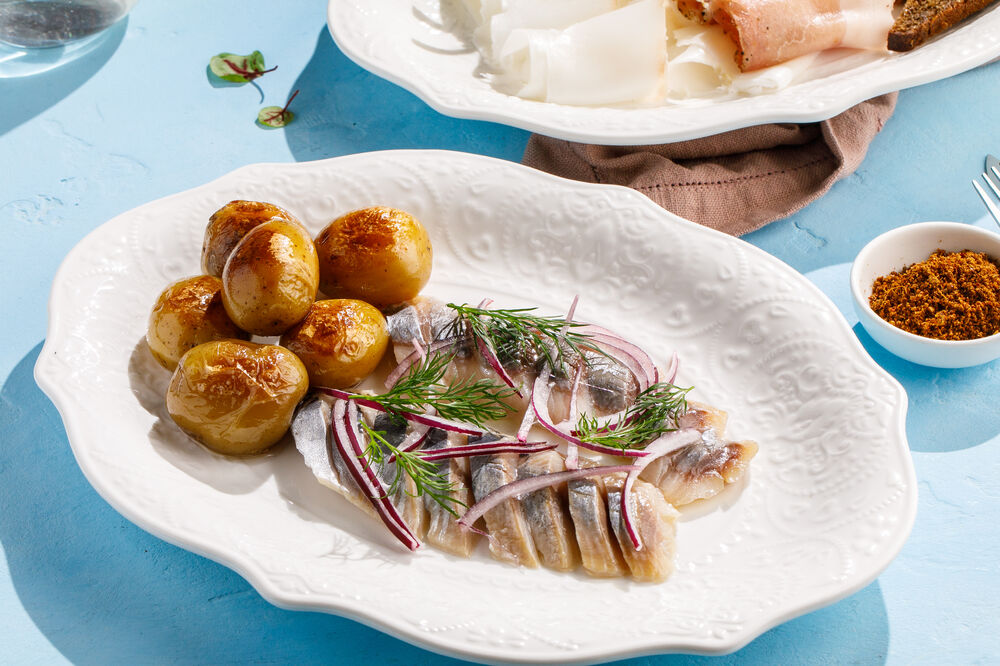 Olyutorskaya herring with potatoes