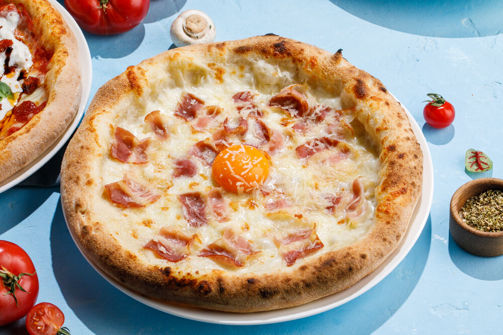 Pizza "Carbonara" from 12:00 to 23:00
