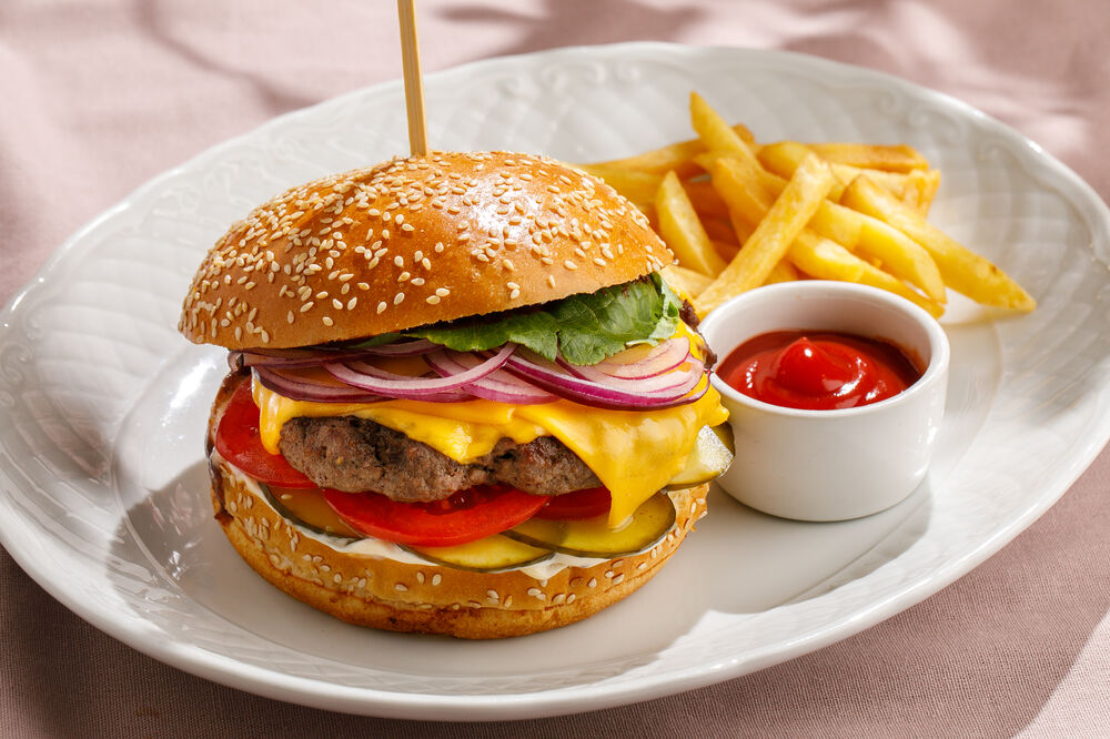 Marbled beef burger with French fries