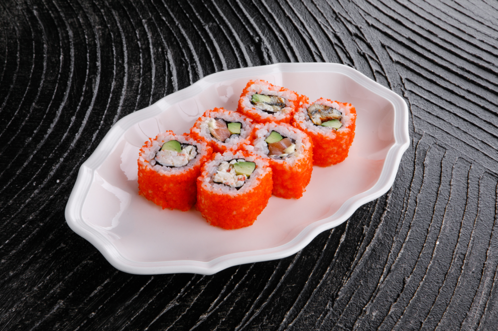 California roll with salmon