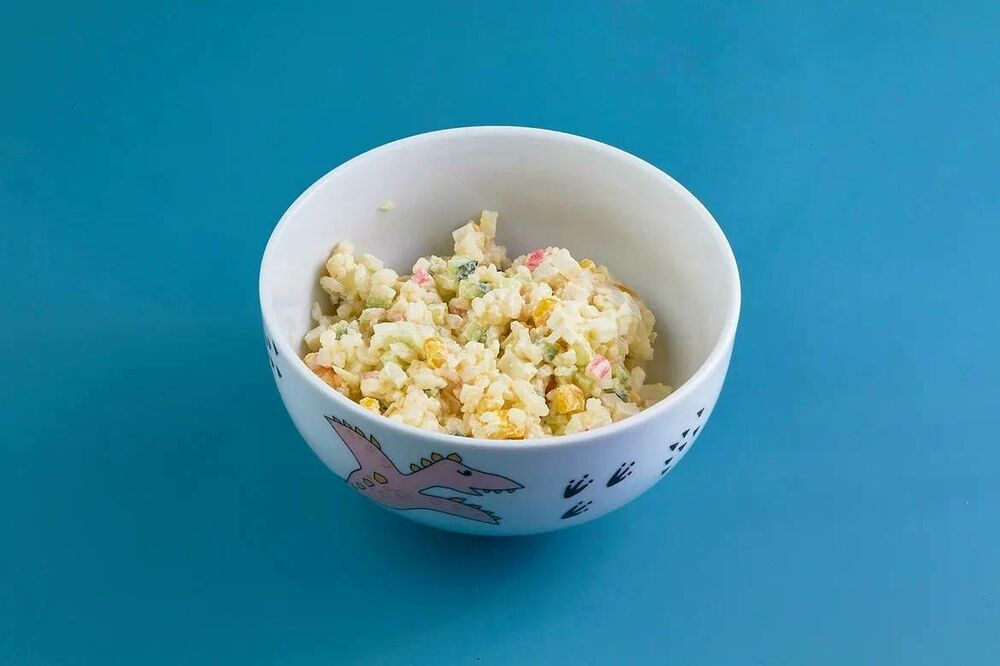 Крабовый салат с кукурузой детский