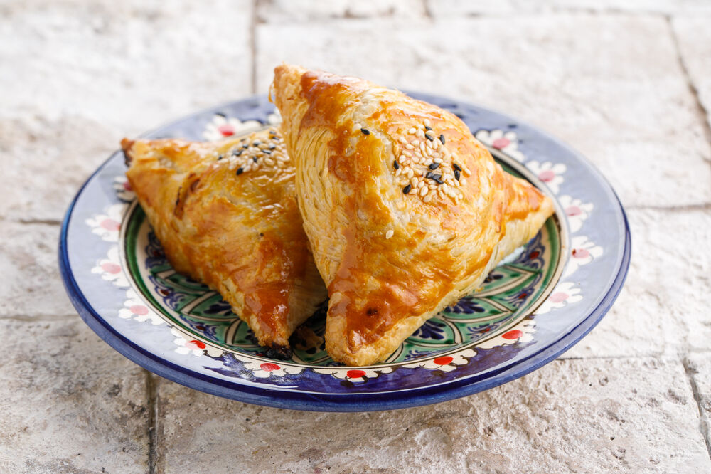 Samsa with lamb (2 pieces)