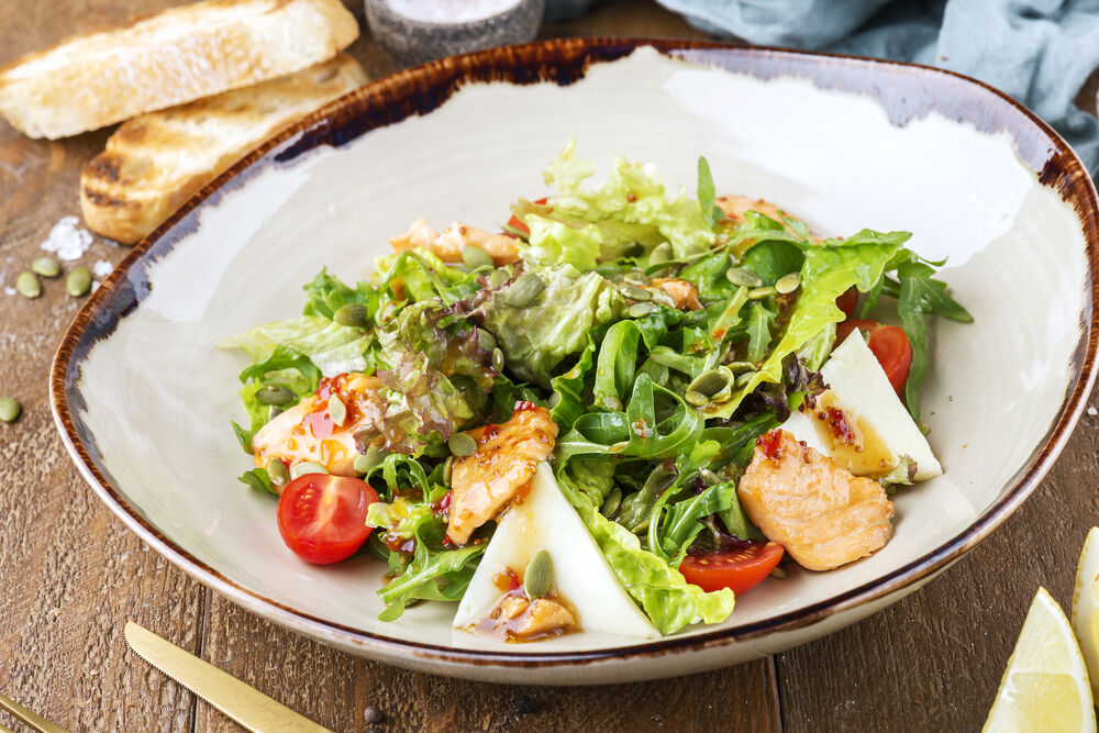 Warm salad with salmon