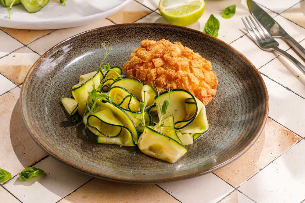 Pike cutlet with zucchini